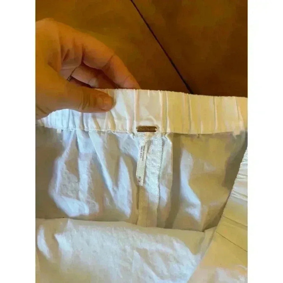 Free People size top size medium off the shoulder knot ties on the sleeves - Picture 7 of 7